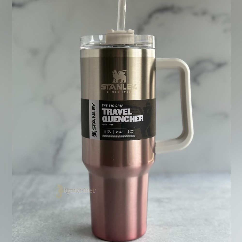 Stanley Champagne Ombre The Quencher H2.0 Flowstate Tumbler 40 oz